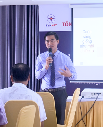 Chuyên gia Mai Trọng Nguyên